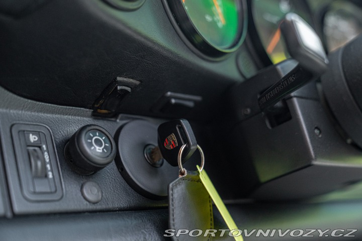 Porsche 911 964 (911) CARRERA 4 CABRIOLET 1990