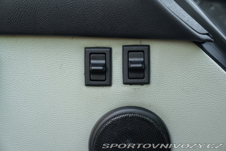 Porsche 911 964 (911) CARRERA 4 CABRIOLET 1990
