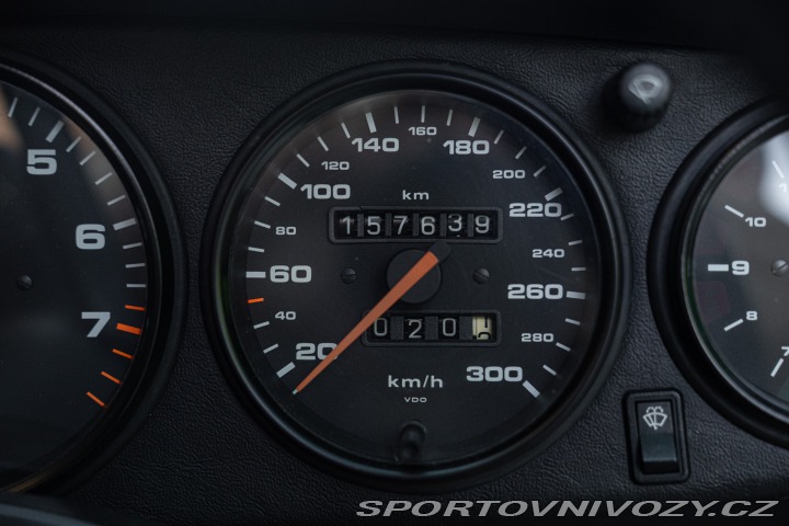 Porsche 911 964 (911) CARRERA 4 CABRIOLET 1990
