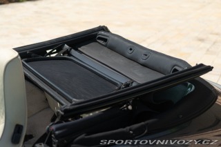 Porsche 911 964 (911) CARRERA 4 CABRIOLET 1990