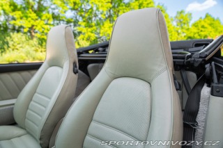 Porsche 911 964 (911) CARRERA 4 CABRIOLET 1990