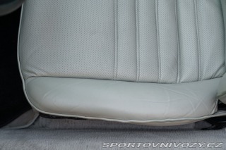 Porsche 911 964 (911) CARRERA 4 CABRIOLET 1990