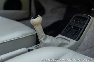 Porsche 911 964 (911) CARRERA 4 CABRIOLET 1990