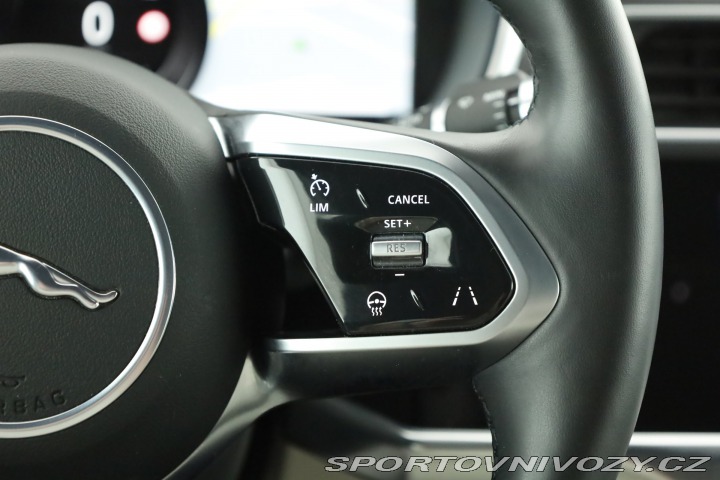 Jaguar I-Pace EV400 2020