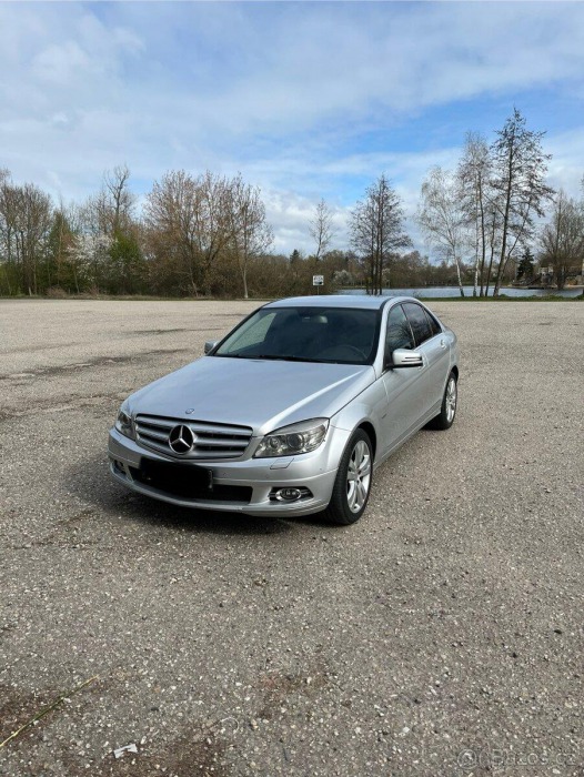 Mercedes-Benz C 2,0   320 CDI r.v. 2010 1