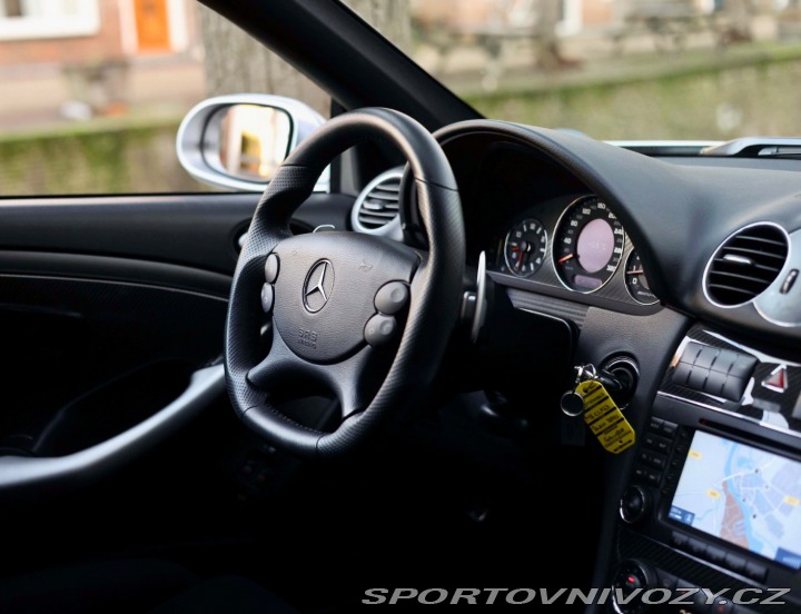 Mercedes-Benz CLK Kupé  63 AMG Coupe Black 2009