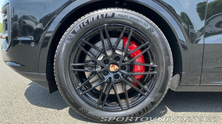 Porsche Cayenne S 2025