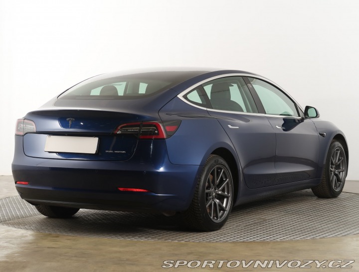 Tesla Model 3 Long Range 4WD 74kWh 2019