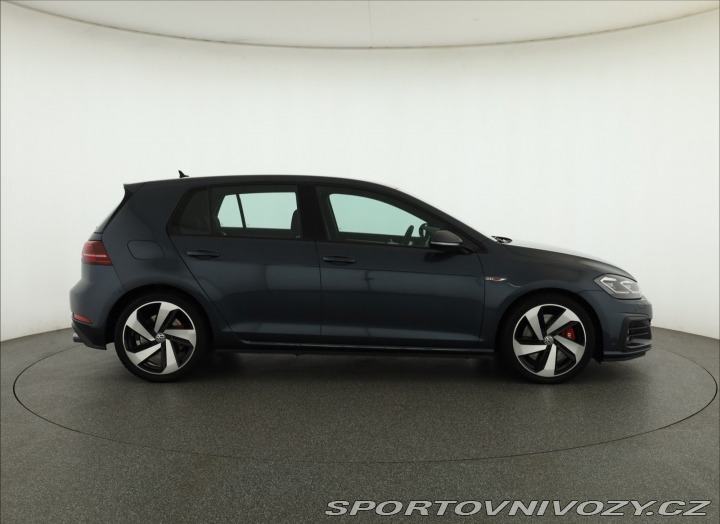 Volkswagen Golf 2.0 GTI Performance 2017