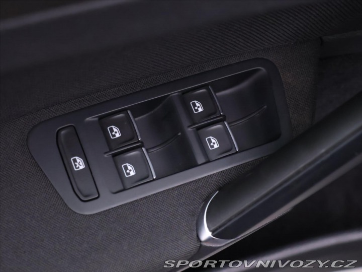 Volkswagen Golf 2,0 GTD 135kW Serv.Kniha 2015