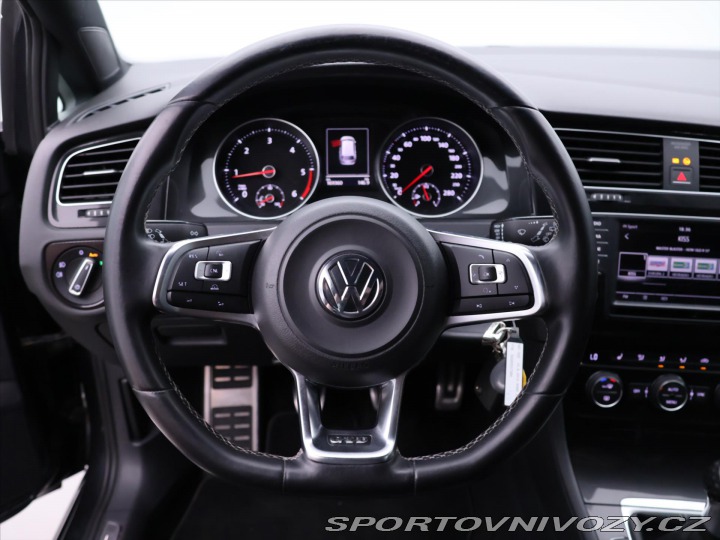 Volkswagen Golf 2,0 GTD 135kW Serv.Kniha 2015