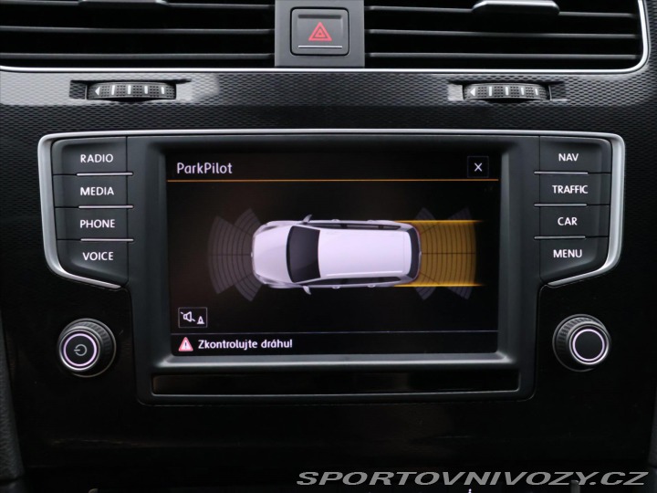 Volkswagen Golf 2,0 GTD 135 KW XE Serv.Kn 2015