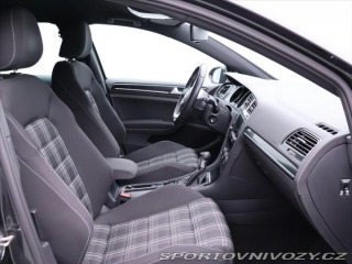 Volkswagen Golf 2,0 GTD 135 KW XE Serv.Kn 2015