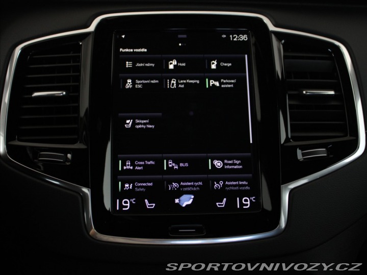 Volvo Ostatní modely XC90 2,0 T8R 455koní 7.míst EL 2022