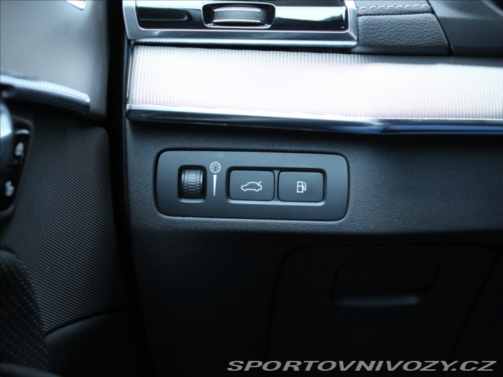 Volvo Ostatní modely XC90 2,0 T8R 455koní 7.míst EL 2022