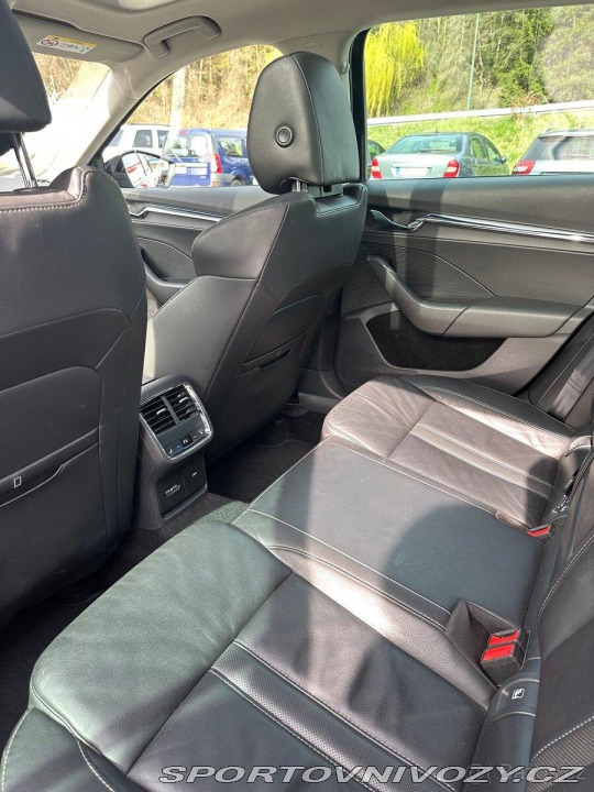 Škoda Ostatní modely Octavia 2,0 2 TDI 110 KW DSG/PA 1800
