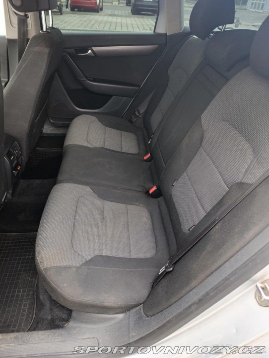 Volkswagen Ostatní modely Passat 2,0 B7 2012