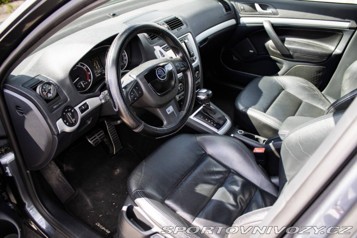 Škoda Octavia RS Combi 2.0 TFSI RS DSG 2010