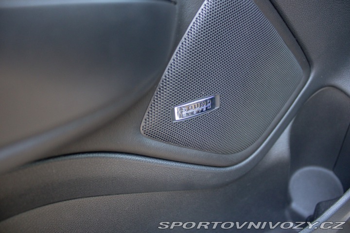 Škoda Octavia RS Combi 2.0 TFSI RS 2011