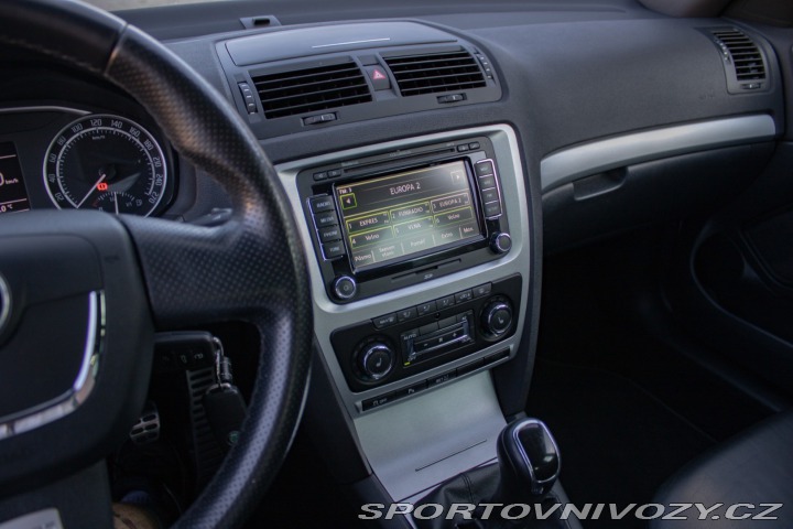 Škoda Octavia RS Combi 2.0 TFSI RS 2011