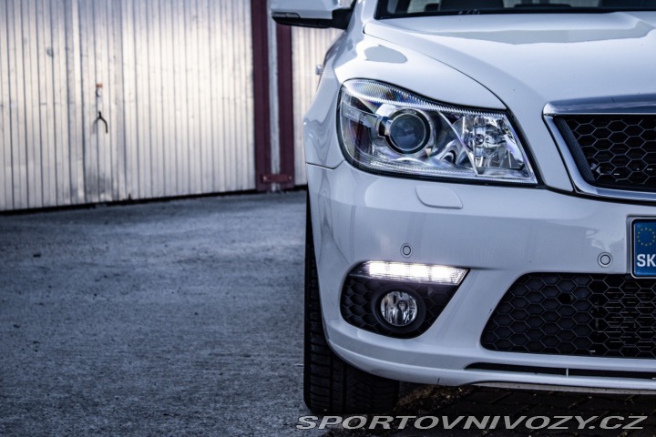 Škoda Octavia RS Combi 2.0 TFSI RS 2011