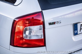 Škoda Octavia RS Combi  2.0 TFSI RS 2011