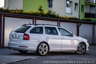 Škoda Octavia RS Combi  2.0 TFSI RS 2011