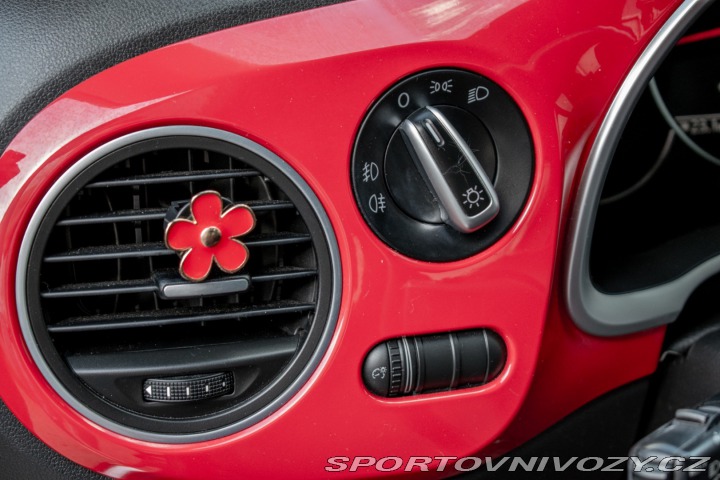 Volkswagen Beetle 1.2 TSI 2012