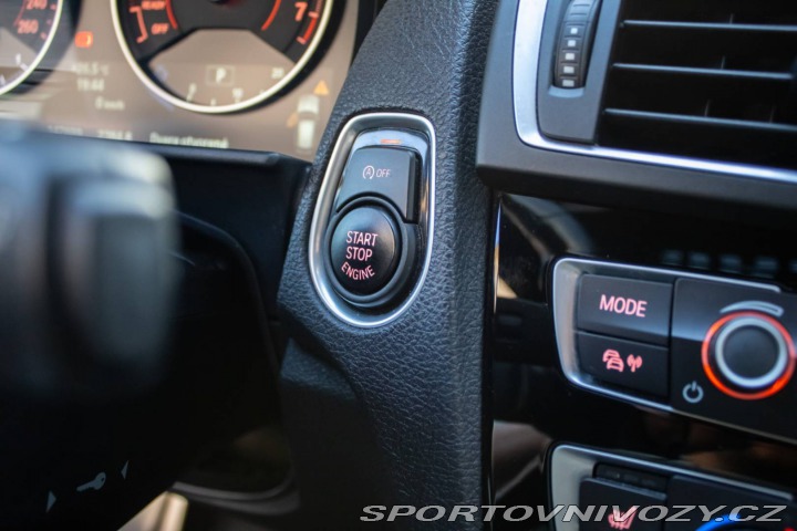 BMW 1 M140i xDrive /AJ NA SPLÁ 2016
