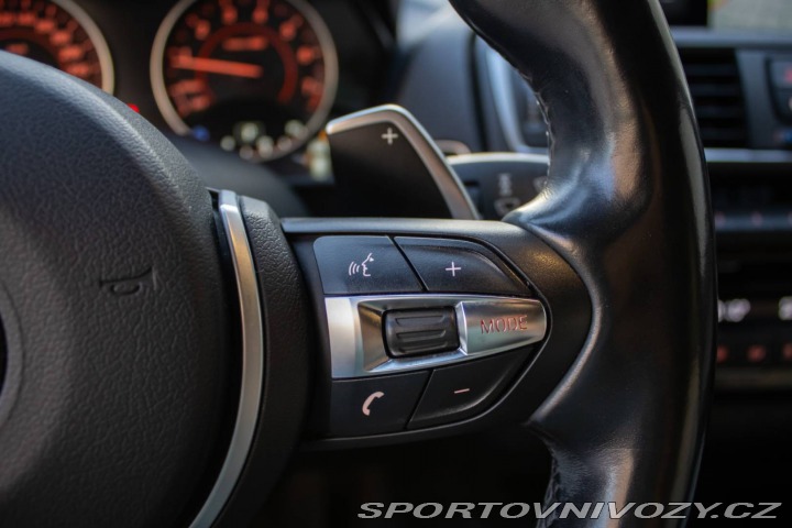 BMW 1 M140i xDrive /AJ NA SPLÁ 2016