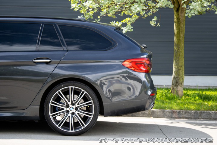 BMW 5 Touring 530d xDrive A/T 2017