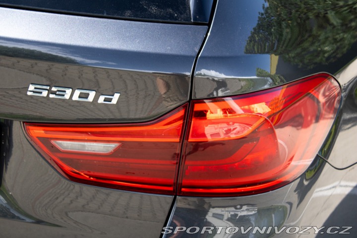 BMW 5 Touring 530d xDrive A/T 2017