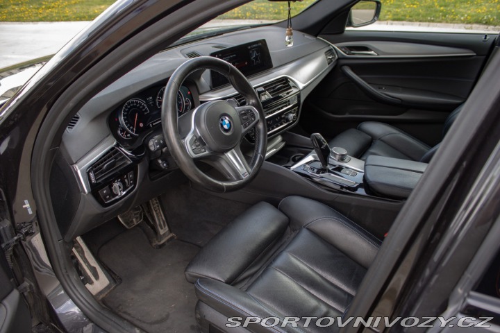BMW 5 Touring 530d xDrive A/T 2017