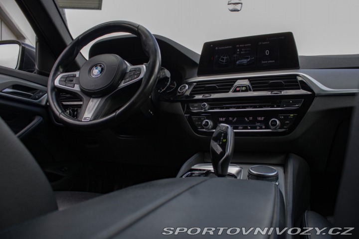 BMW 5 Touring 530d xDrive A/T 2017