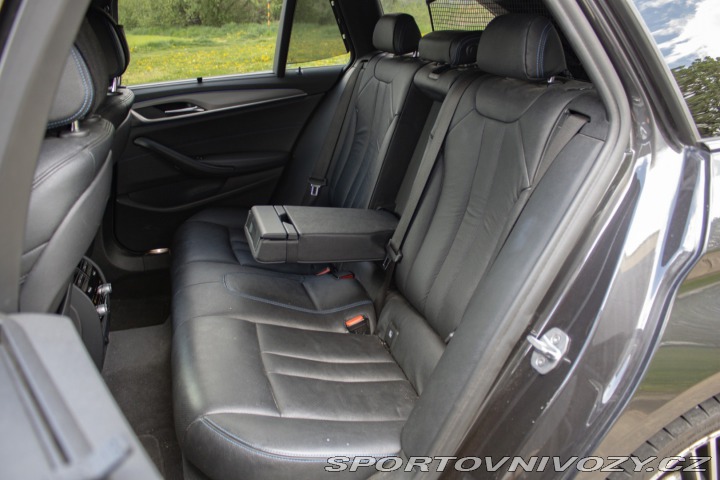 BMW 5 Touring 530d xDrive A/T 2017