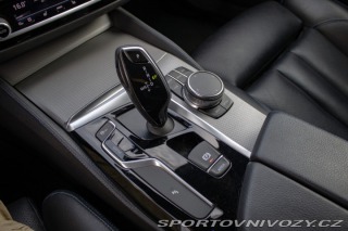 BMW 5 Touring  530d xDrive A/T 2017