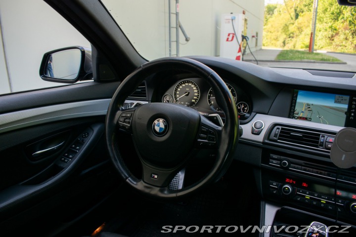 BMW 5 M550d xDrive 2012