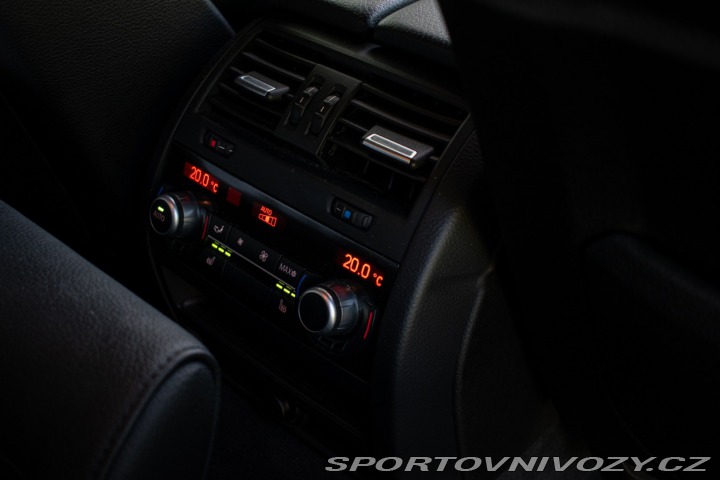 BMW 5 M550d xDrive 2012