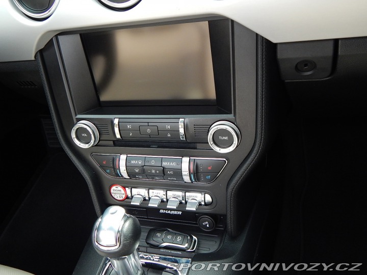 Ford Mustang PŮVOD ČR-17 000KM-DPH 2016