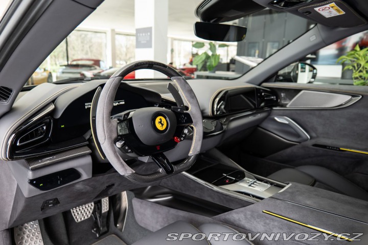 Ferrari Purosangue 1800