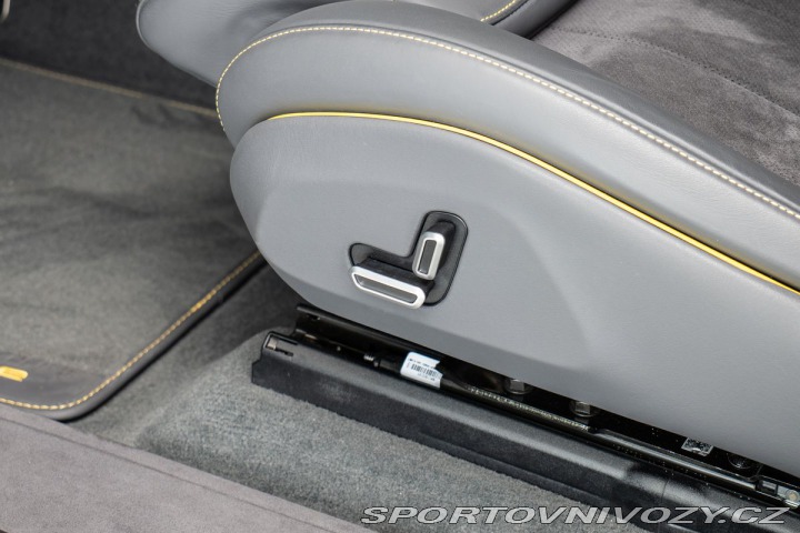 Ferrari Purosangue 1800