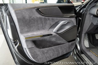 Ferrari Purosangue  2024