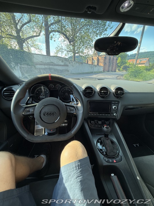 Audi TT TT RS 2011