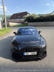 Audi TT TT RS 2011