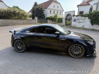 Audi TT TT RS 2011