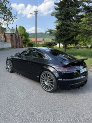 Audi TT TT RS 2011