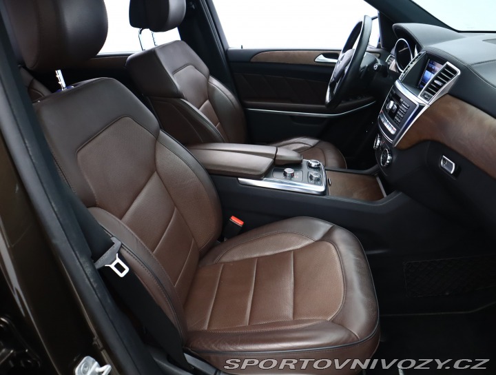 Mercedes-Benz Ostatní modely GL 500 2013