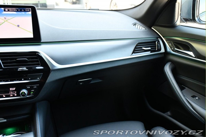 BMW 5 530d xD M-SPORT TAŽNÉ ČR 2023