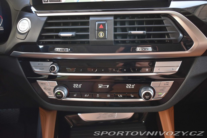 BMW X4 xDrive30d *NEZ.TOPENÍ*ČR 2021