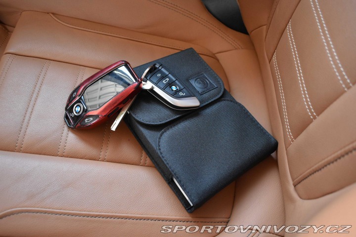 BMW X4 xDrive30d *NEZ.TOPENÍ*ČR 2021